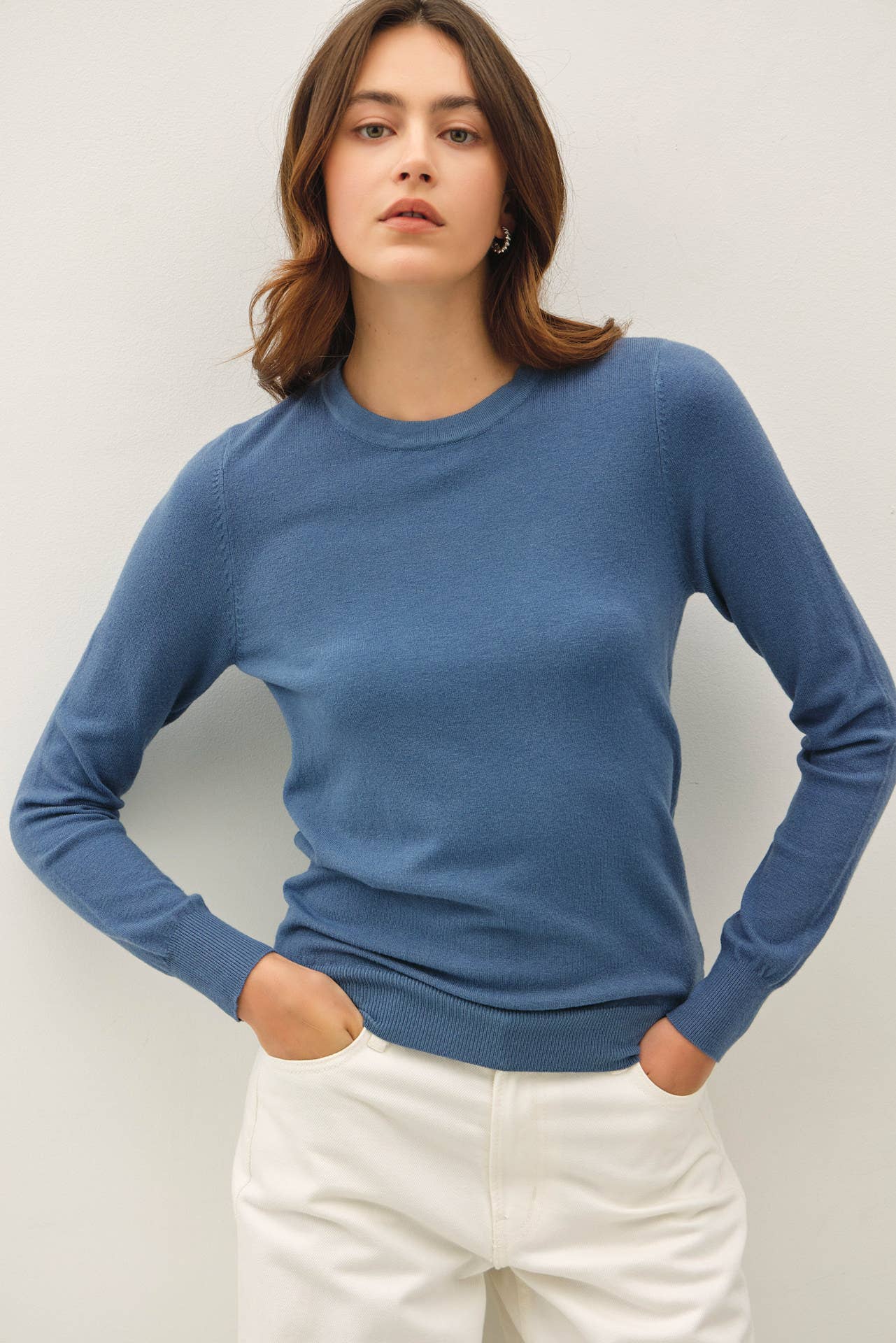 NEW COLOR-VISCOSE CREW NECK SOFT KNIT SWEATER