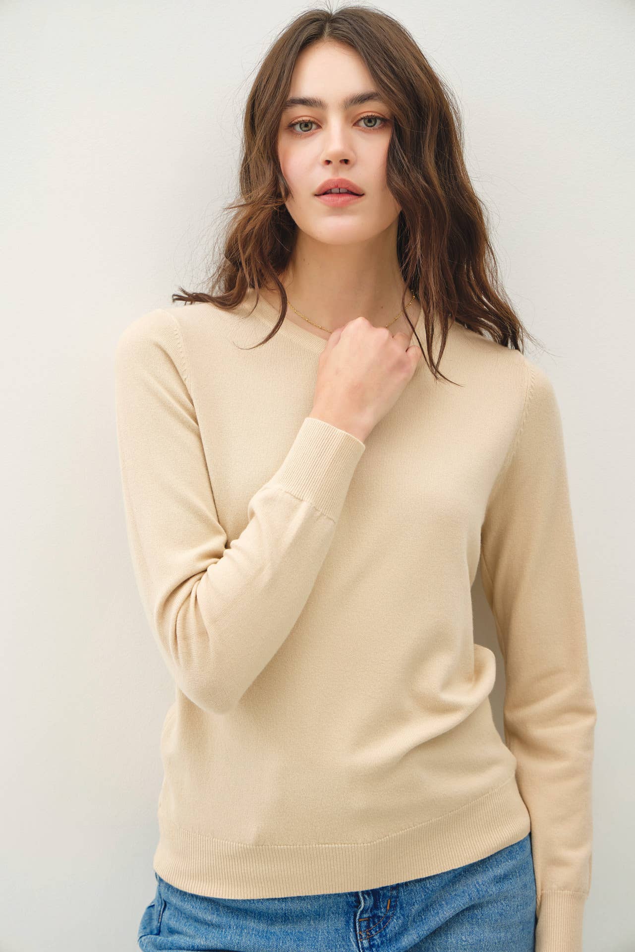 NEW COLOR-VISCOSE CREW NECK SOFT KNIT SWEATER