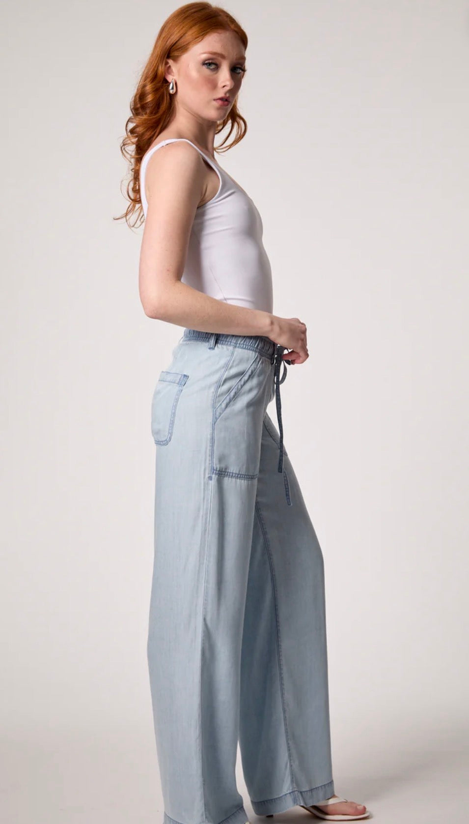 Scarlet drawstring