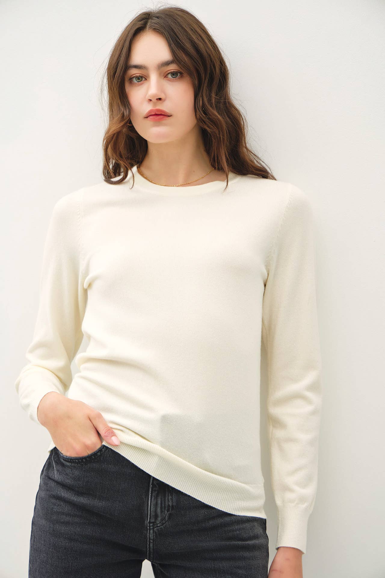 NEW COLOR-VISCOSE CREW NECK SOFT KNIT SWEATER