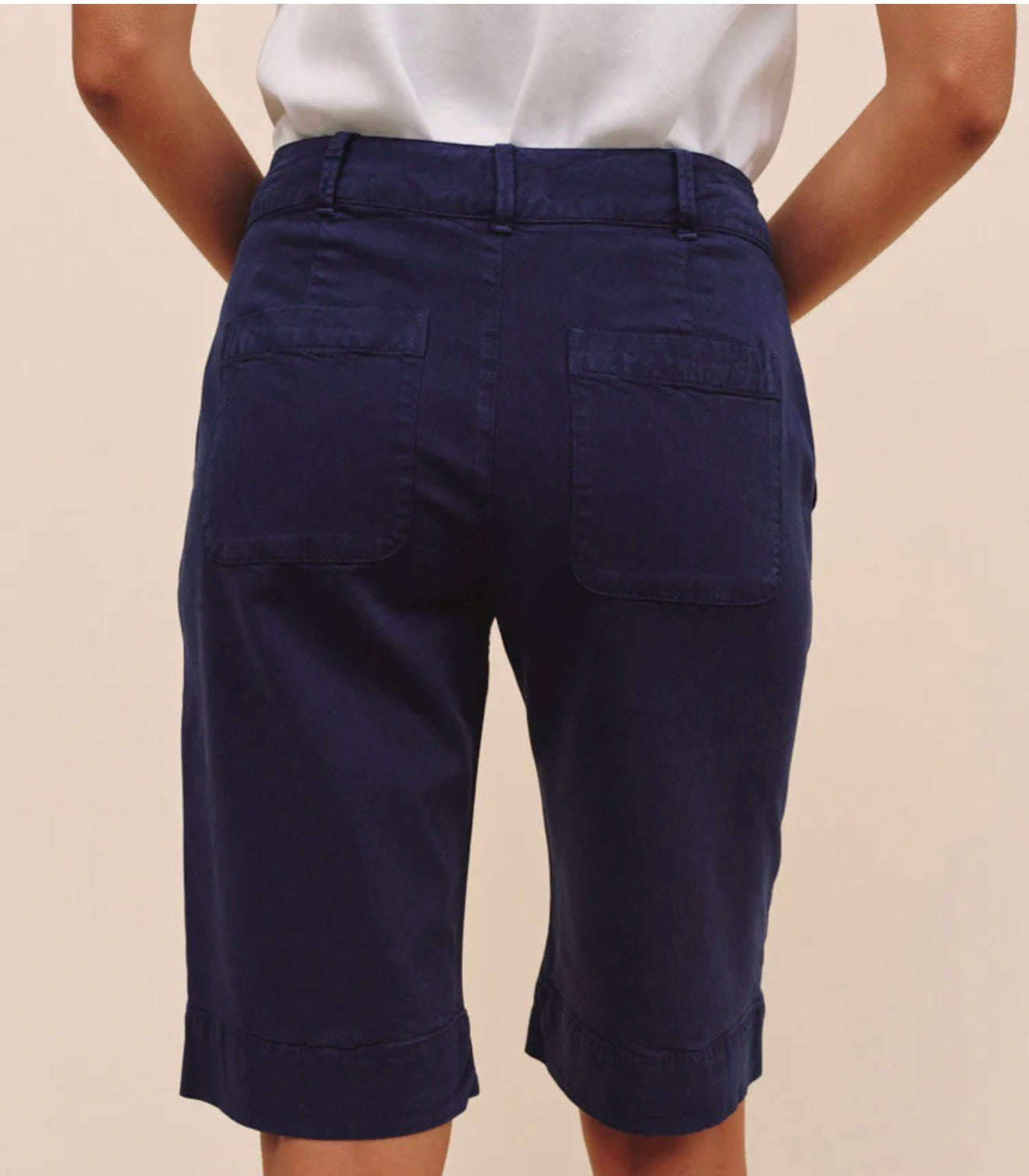Bella Dahl Saige Bermuda Shorts