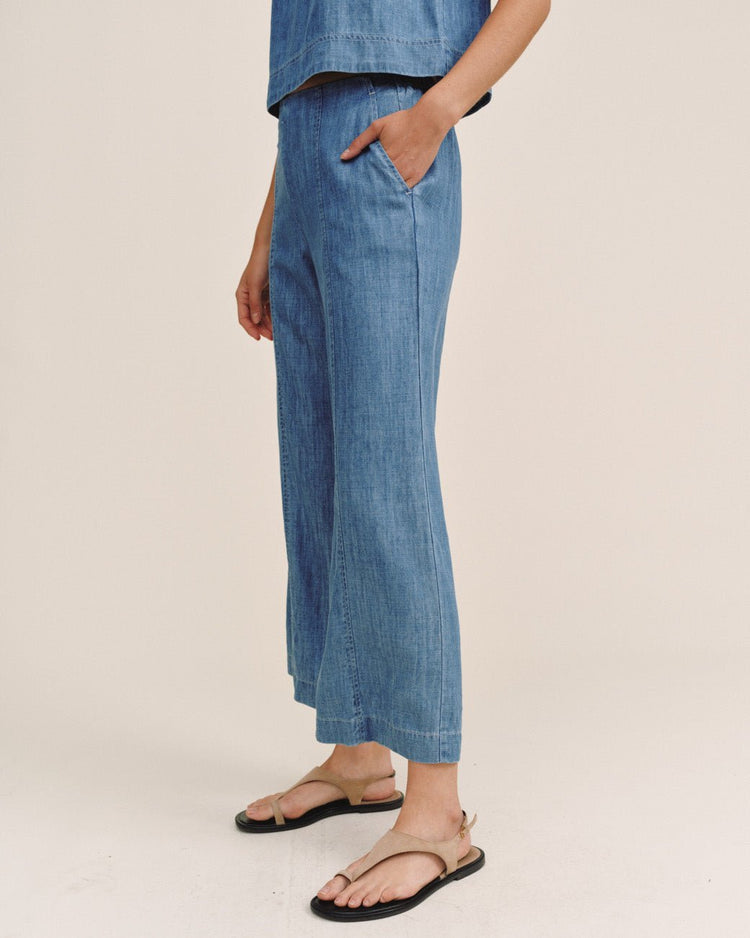 Bella Dahl Clean Waist Denim Pant