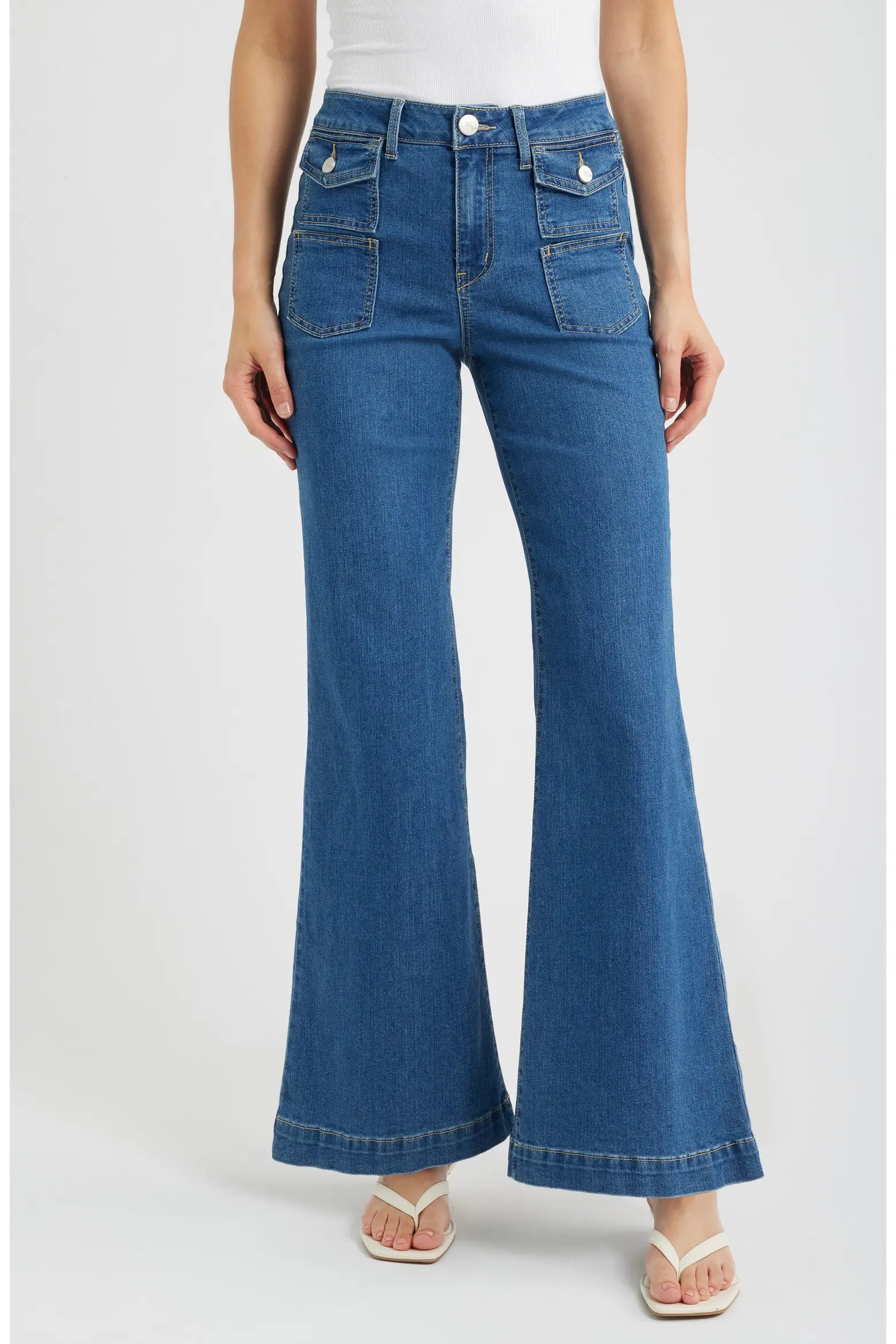 1822 32 Belle Jean Relaxed Flare Pant