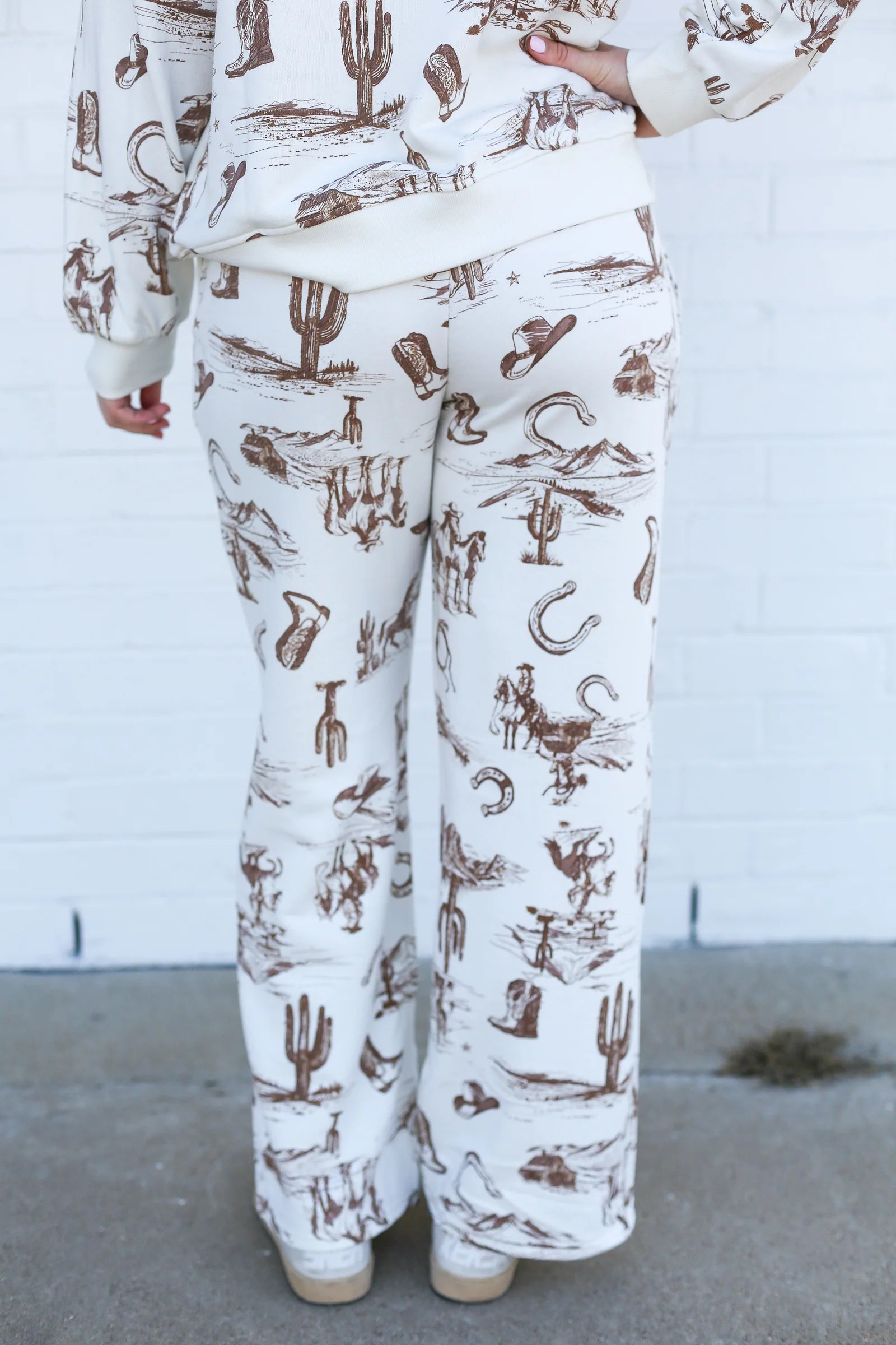 Blu Pepper Western Print Elastic Waist Joggers