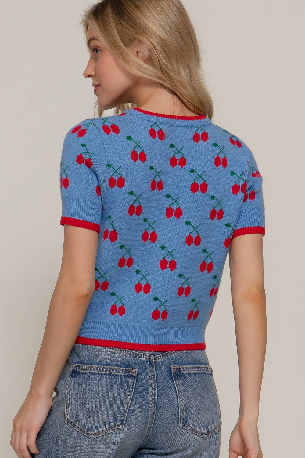 Active USA Short Sleeve Contrasting Edge Line Cherry Pattern Sweater